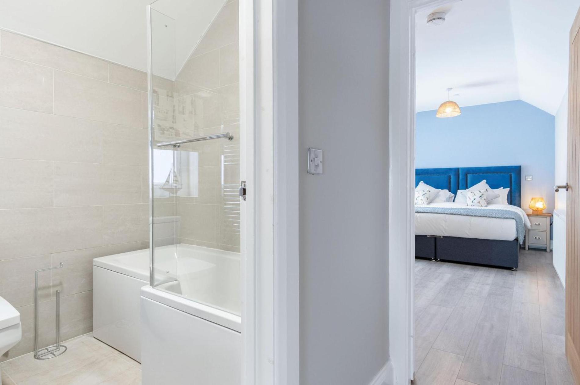 Harbour View - 2 Bedroom Apartment - Milford Haven Εξωτερικό φωτογραφία