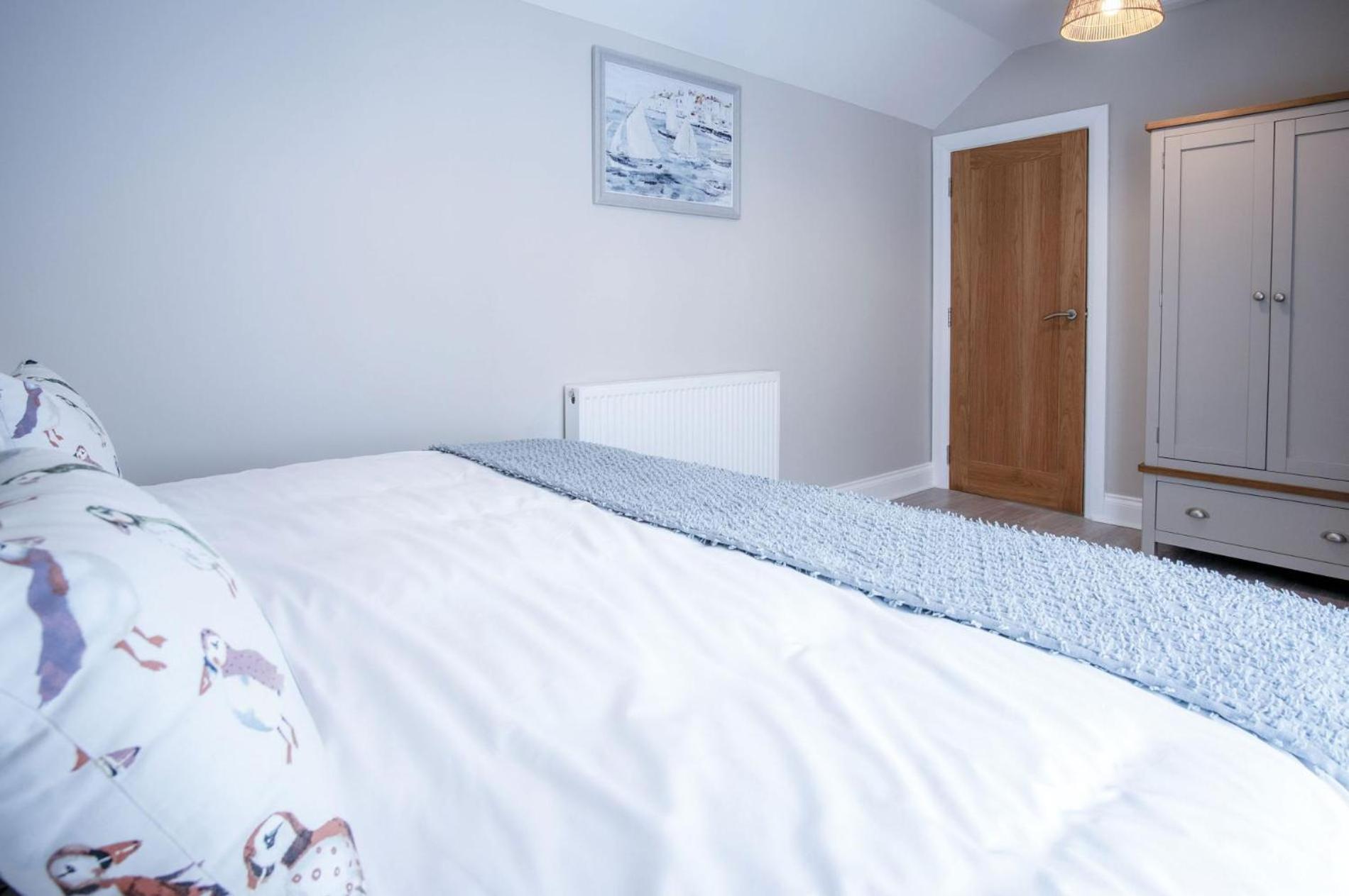 Harbour View - 2 Bedroom Apartment - Milford Haven Εξωτερικό φωτογραφία
