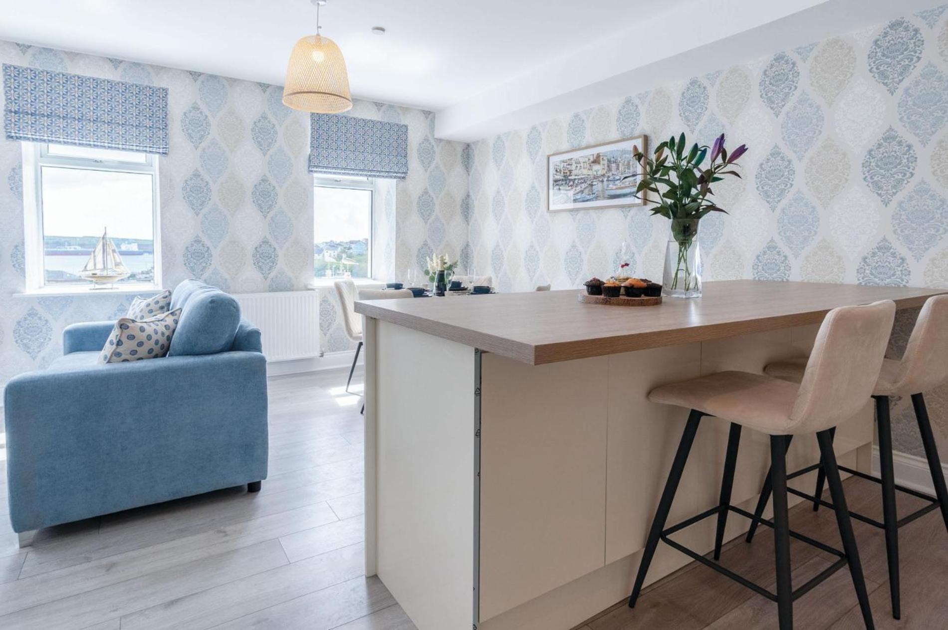 Harbour View - 2 Bedroom Apartment - Milford Haven Εξωτερικό φωτογραφία